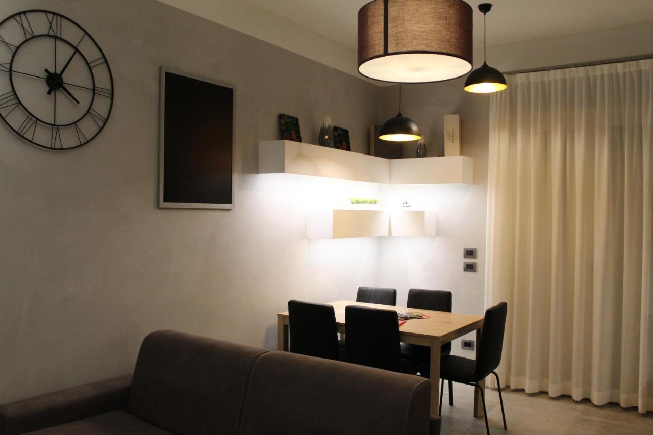 Villa Martina Desenzano del Garda Exteriör bild