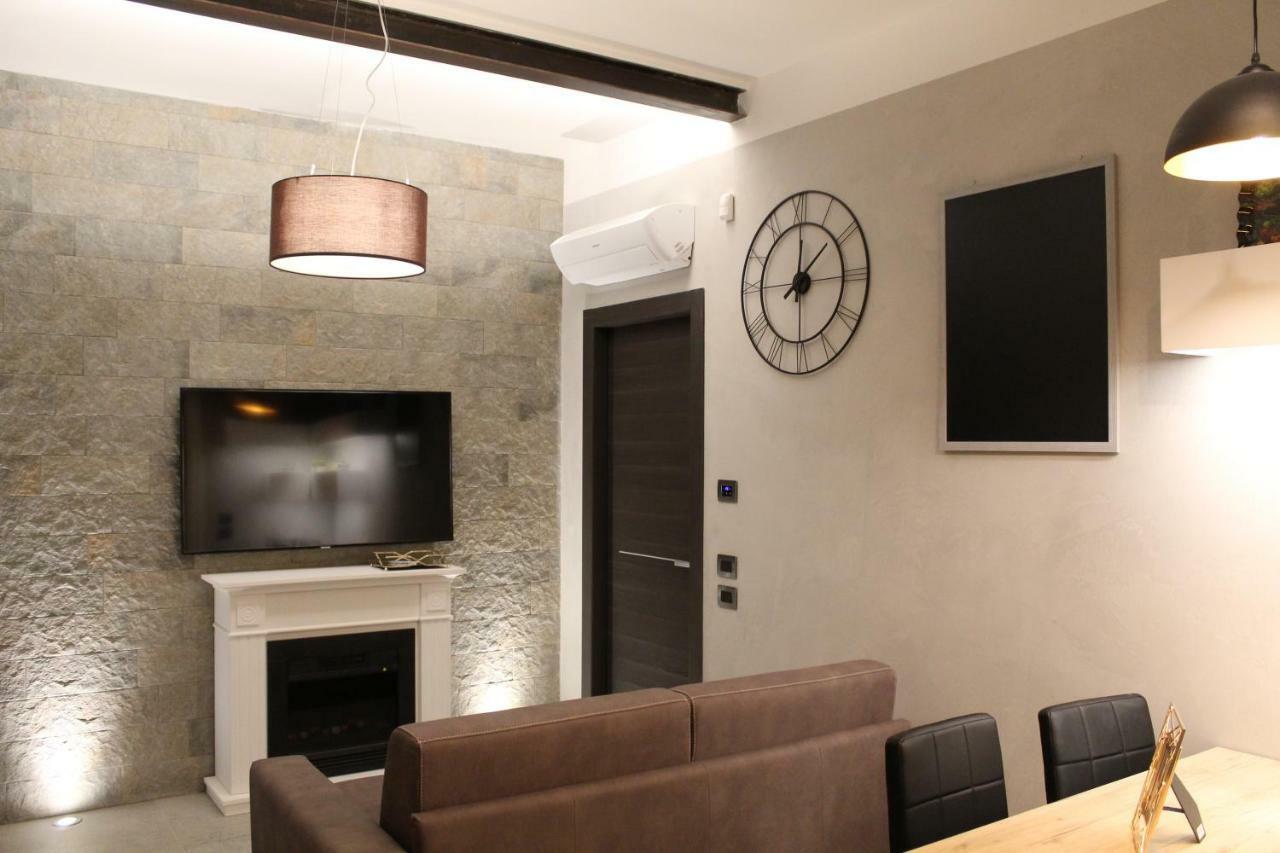 Villa Martina Desenzano del Garda Exteriör bild