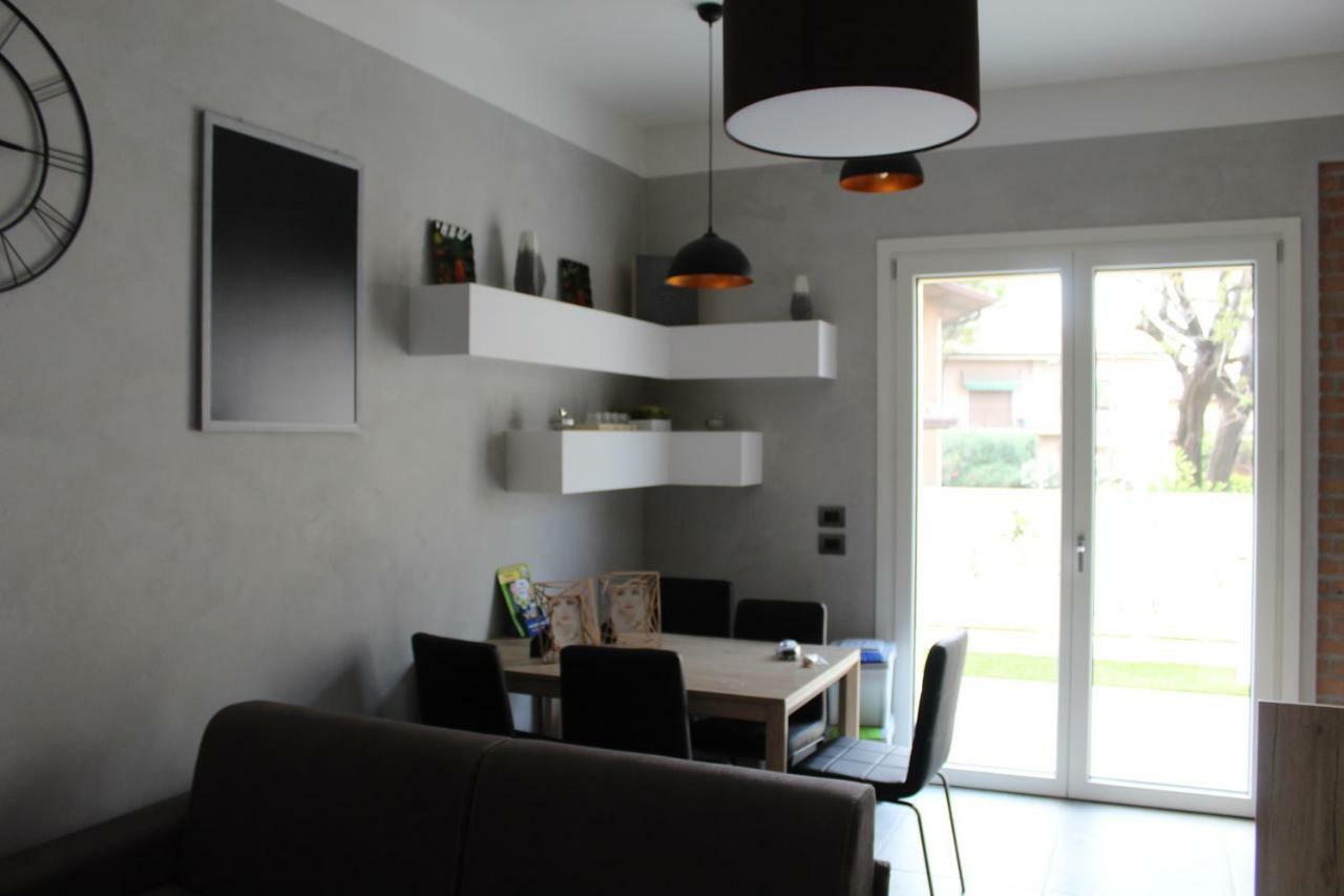 Villa Martina Desenzano del Garda Exteriör bild