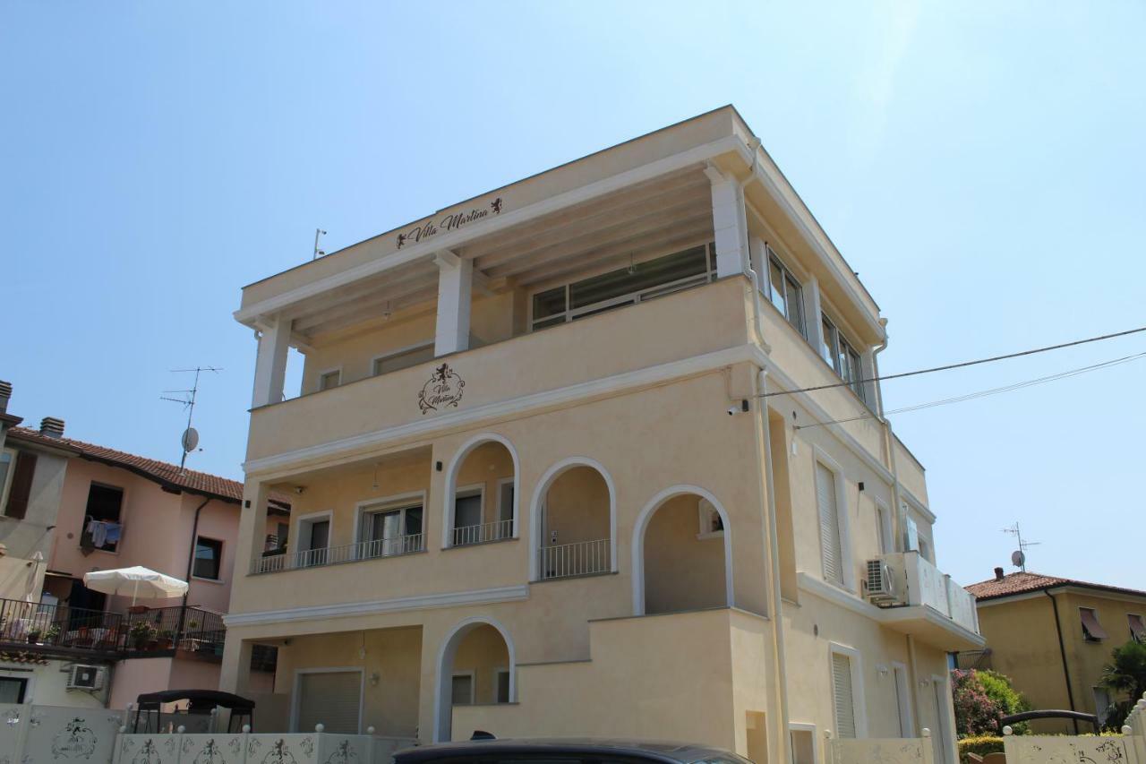Villa Martina Desenzano del Garda Exteriör bild